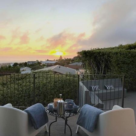 Mount Pleasant Views Apartment Крайстчърч Екстериор снимка